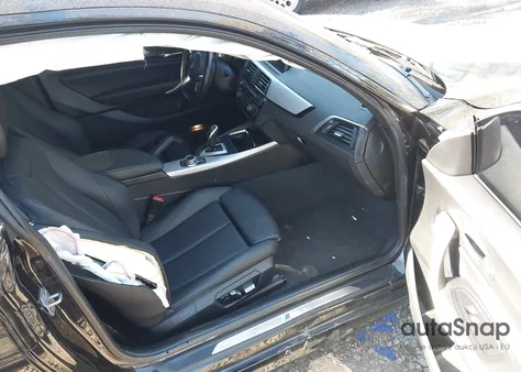 2021 BMW 230I xDrive z USA, uszkodzony, nr VIN WBA2J3C08M7J48006